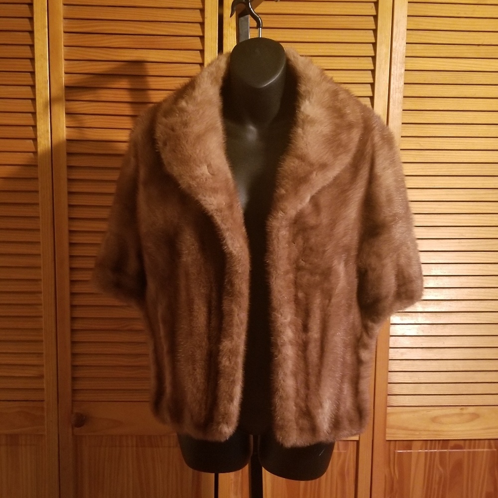 "EUC" Vintage GENUINE fur stole/wrap